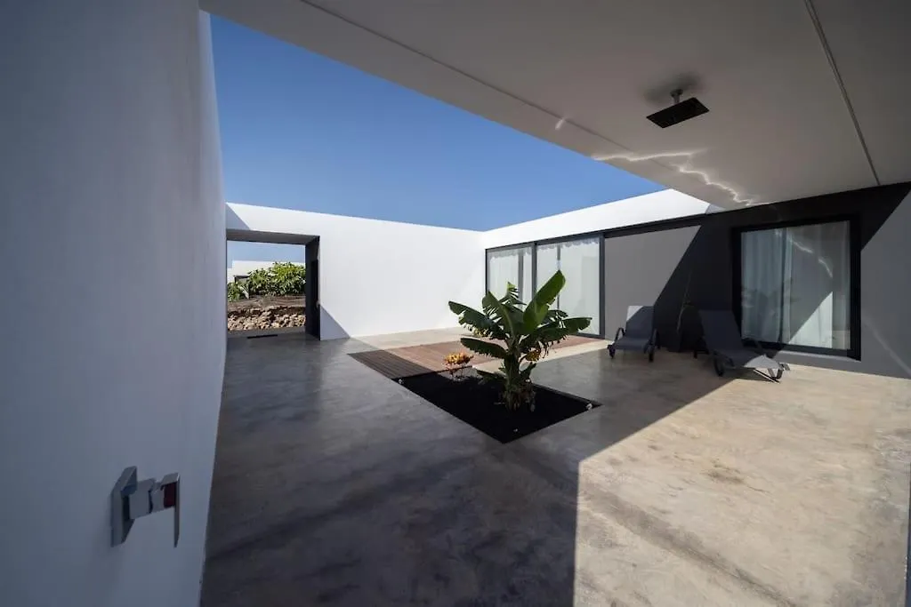Lajares Ten Vulcans Villa